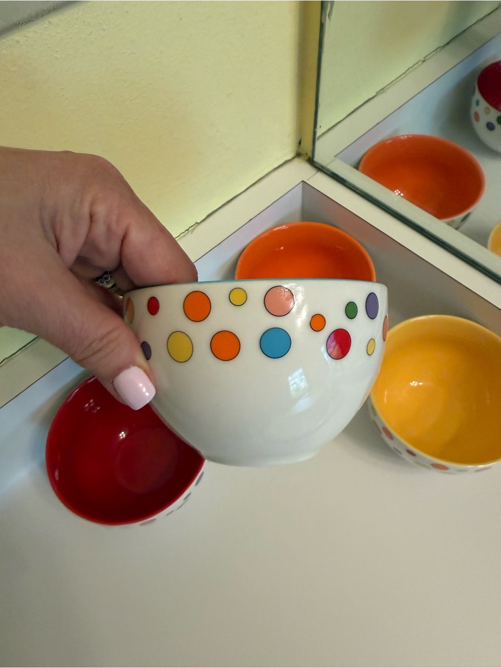 Rare & vintage Polka Dot Ceramic Bowls-4 (Red, Orange, Yellow, Blue) - Picture 4 of 5
